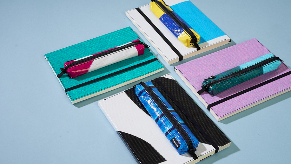 Classics Otis Pen Pouch