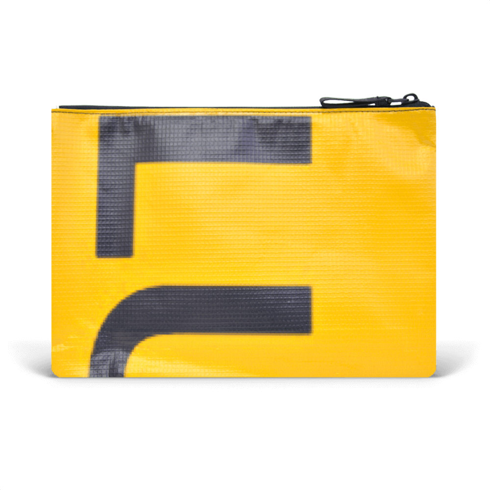 Charlie Pouch