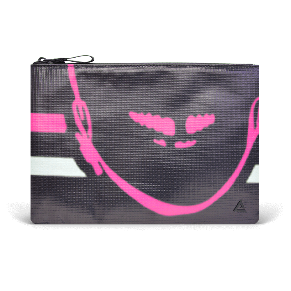 Charlie Pouch