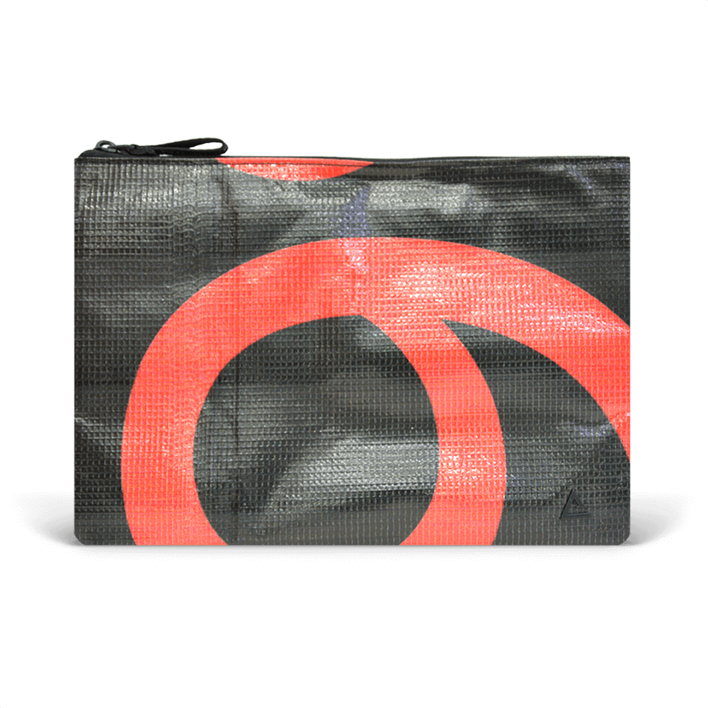 Charlie Pouch