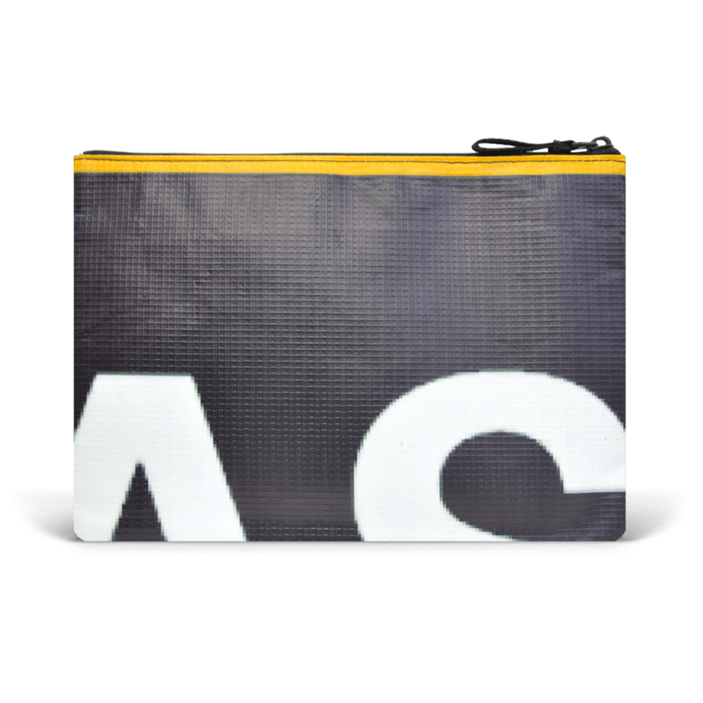 Charlie Pouch