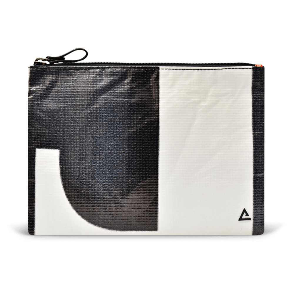 Charlie Pouch