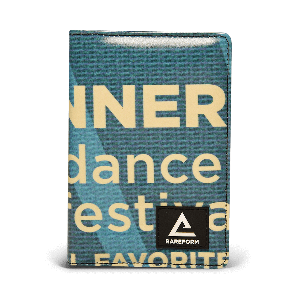Huxley Passport Holder