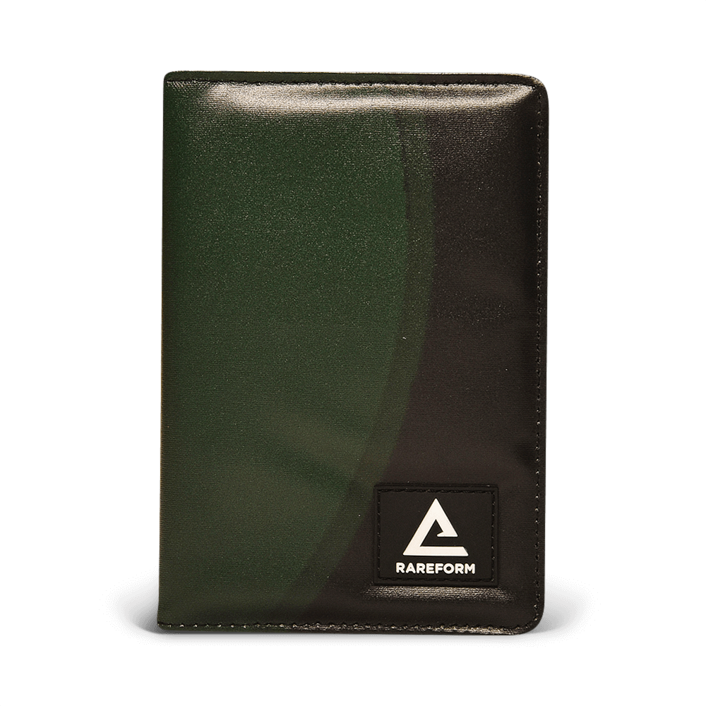 Huxley Passport Holder