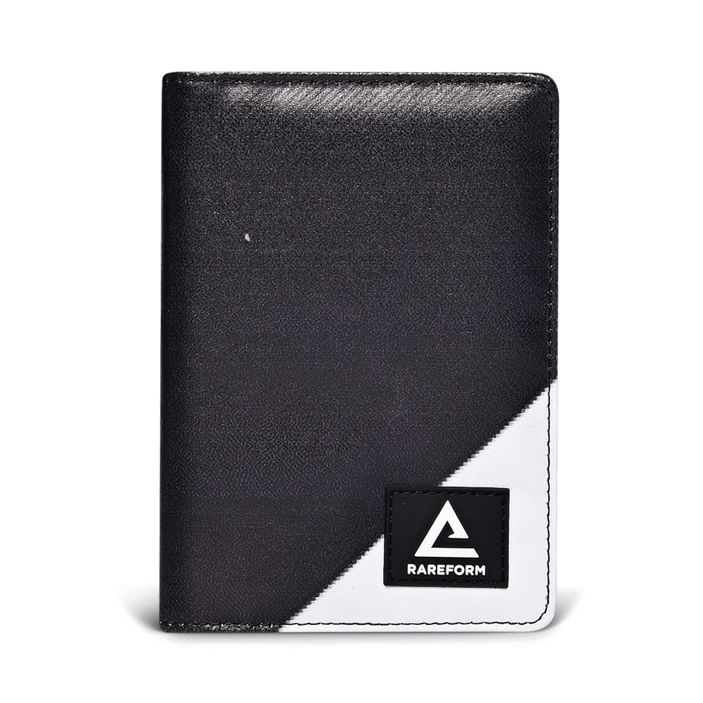Huxley Passport Holder