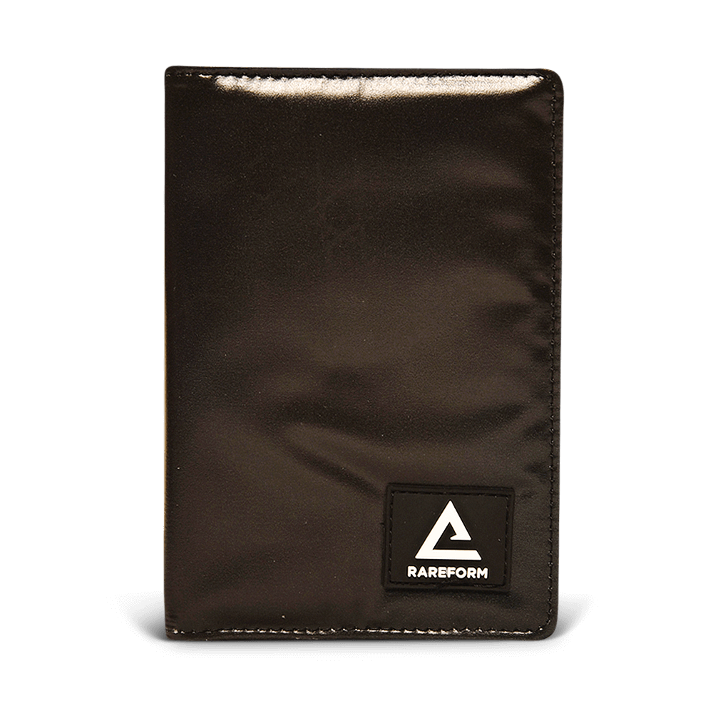 Huxley Passport Holder