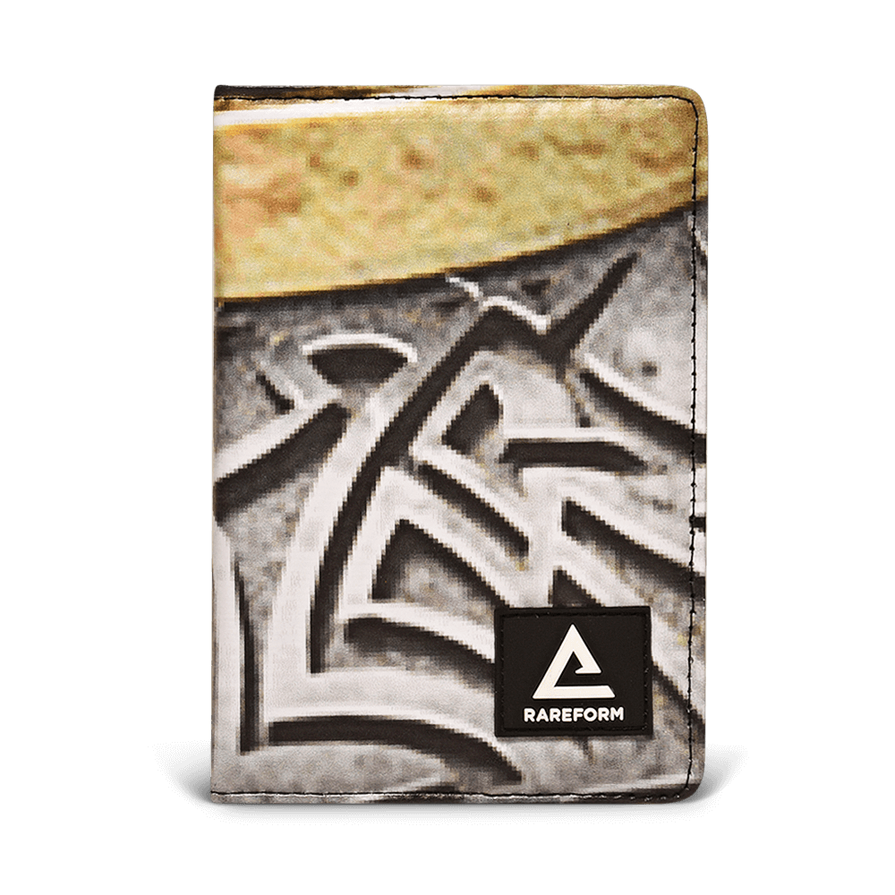 Huxley Passport Holder
