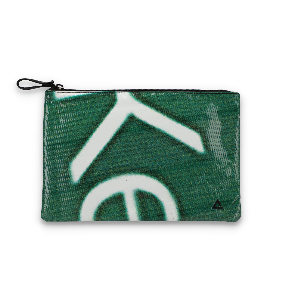 Charlie Pouch
