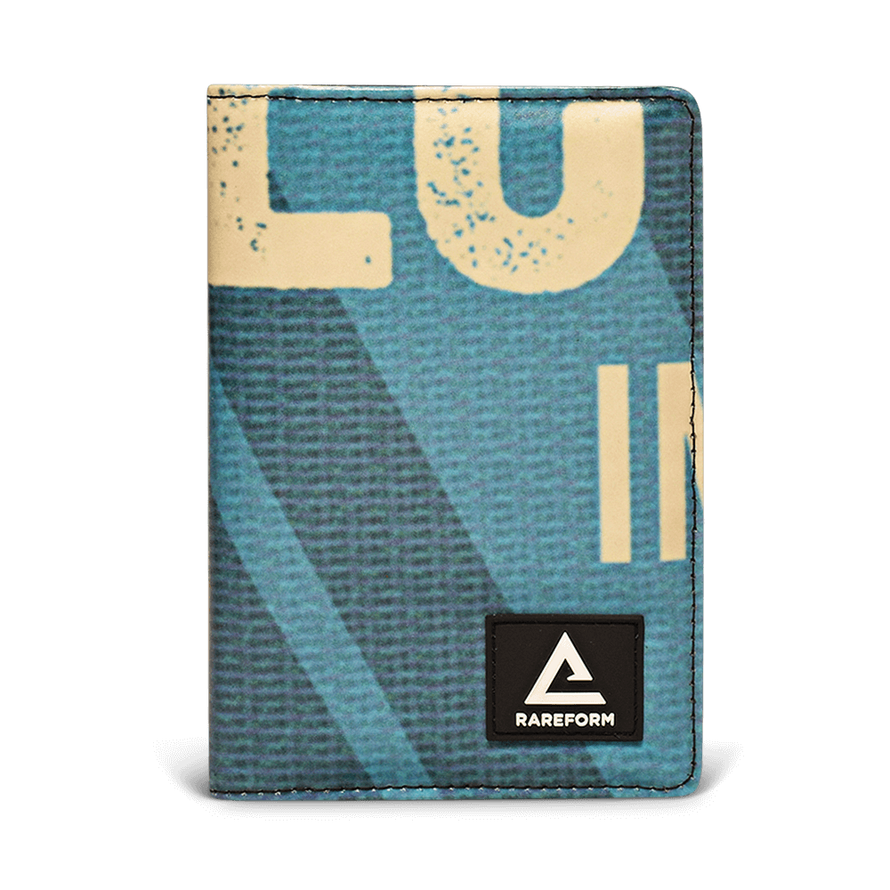 Huxley Passport Holder