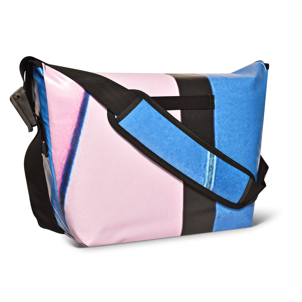 Manhattan Messenger Bag