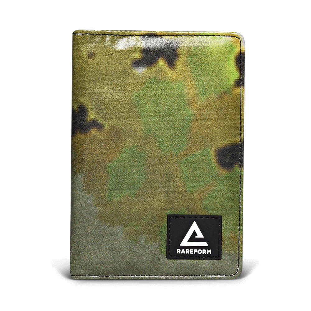 Huxley Passport Holder
